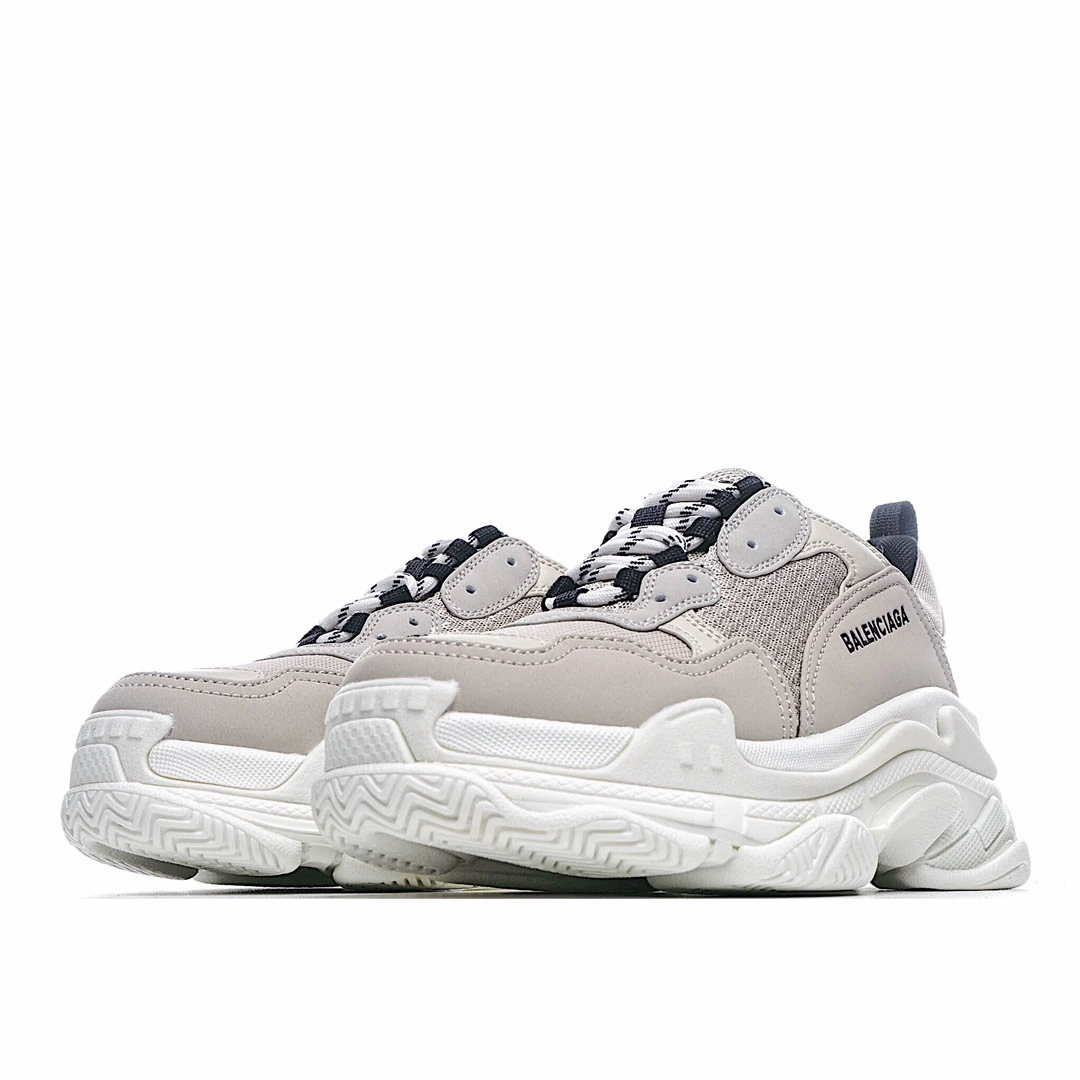 Balenciaga Triple S dad shoes running shoes