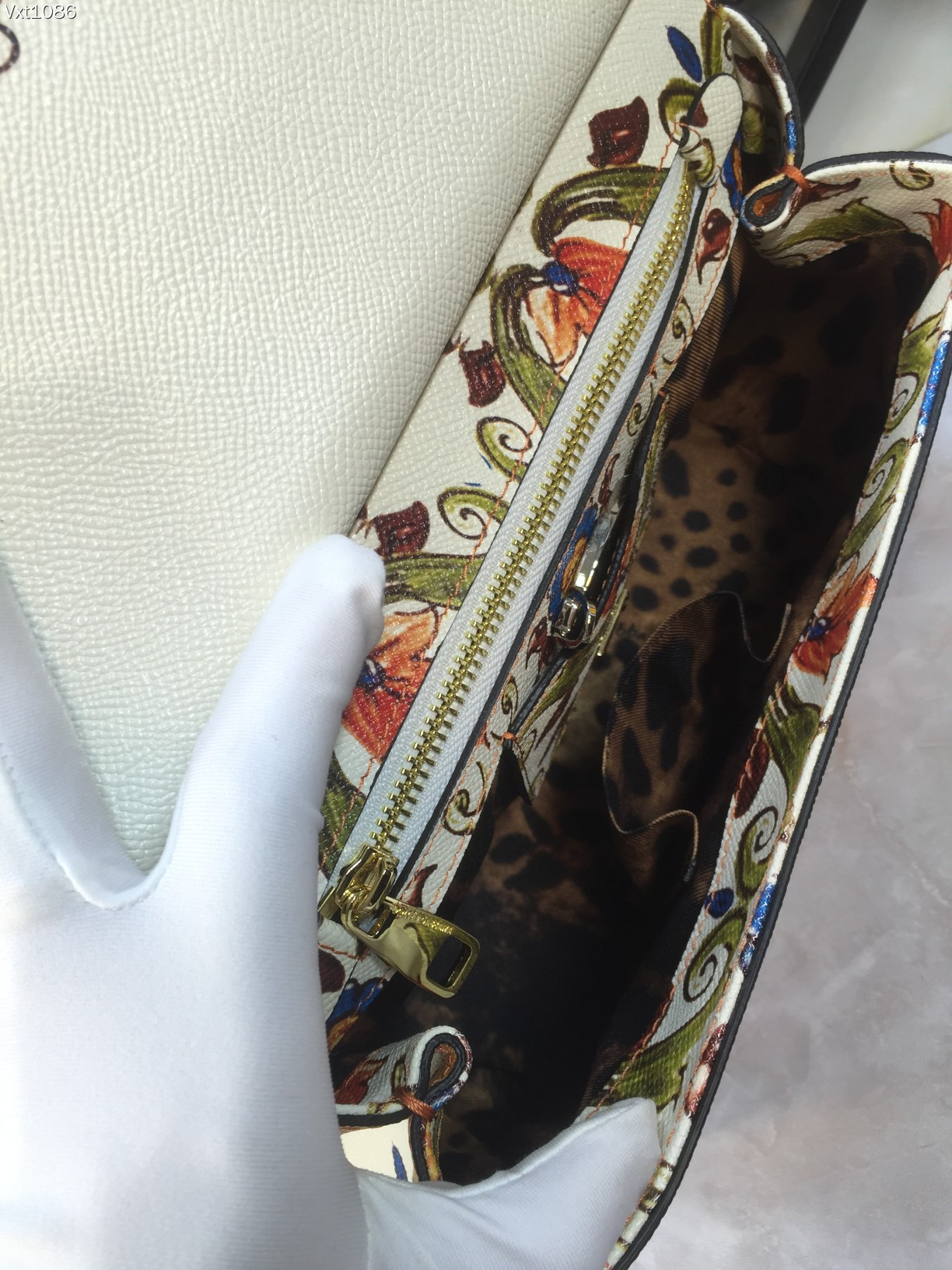 Dolce & Gabbana Sicily Handle Bag