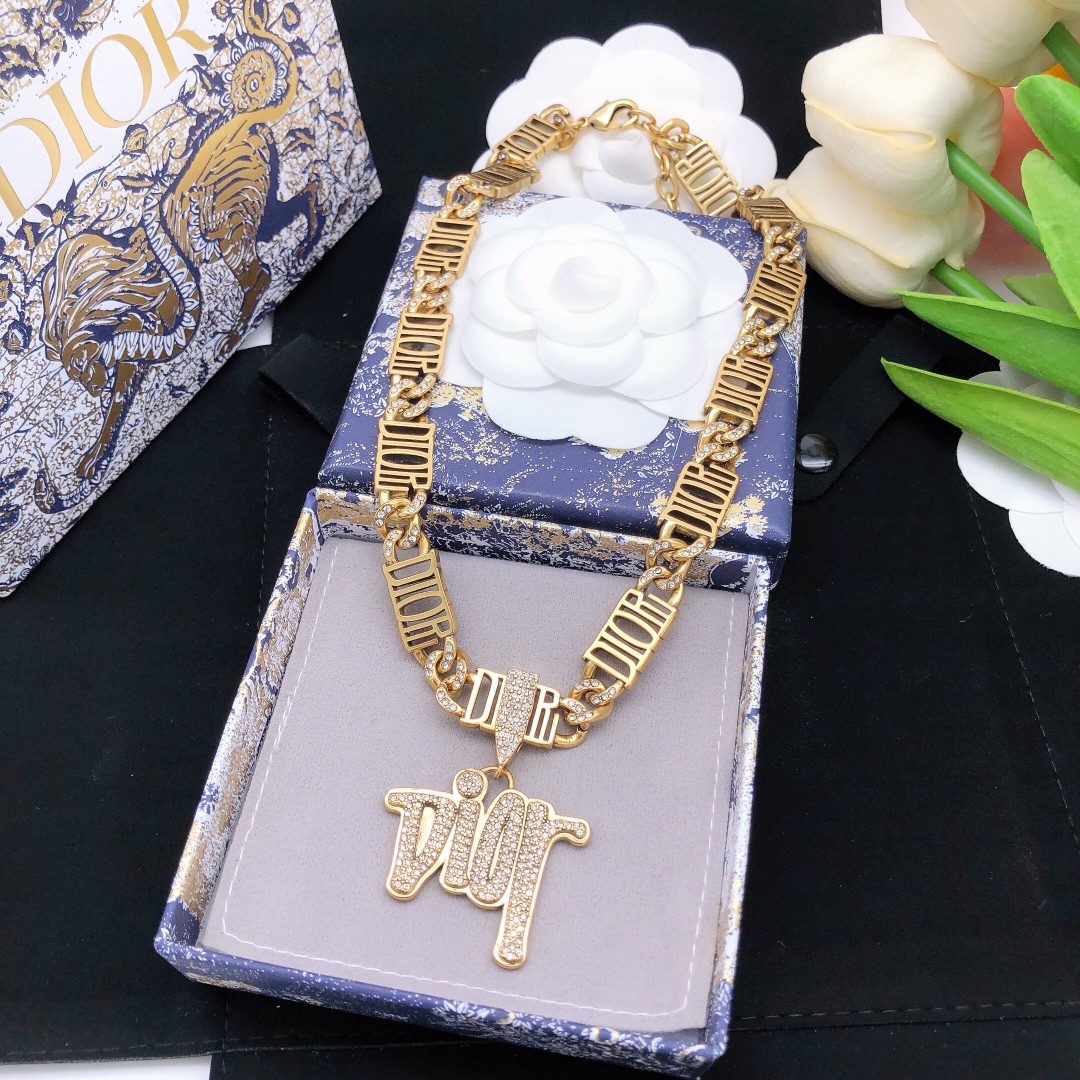 Dior Necklace