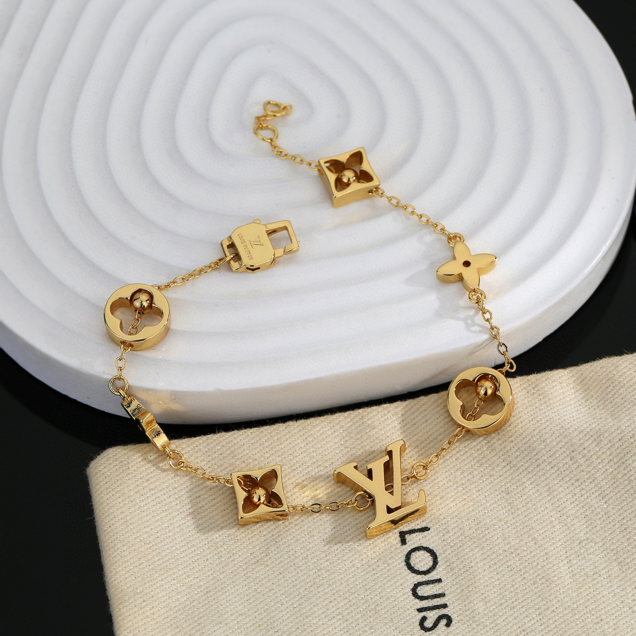 LV Bracelet
