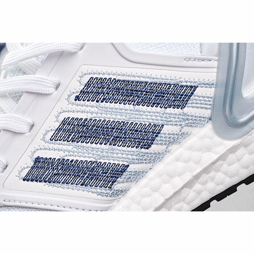 Adidas    Ultra Boost 20