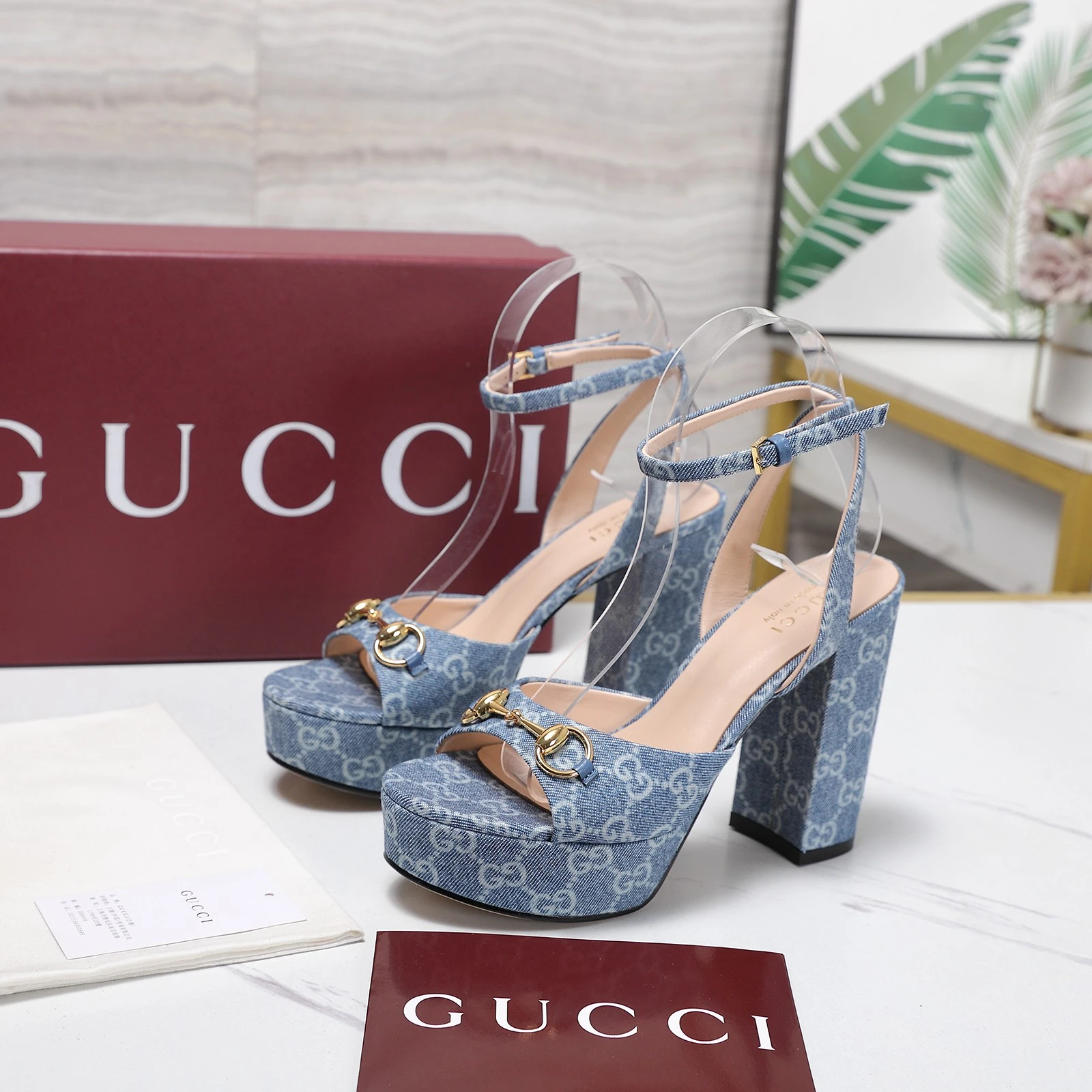 Gucci 2026 SS Round headed water table high-heeled sandals