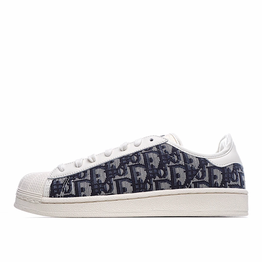 Adidas Superstar