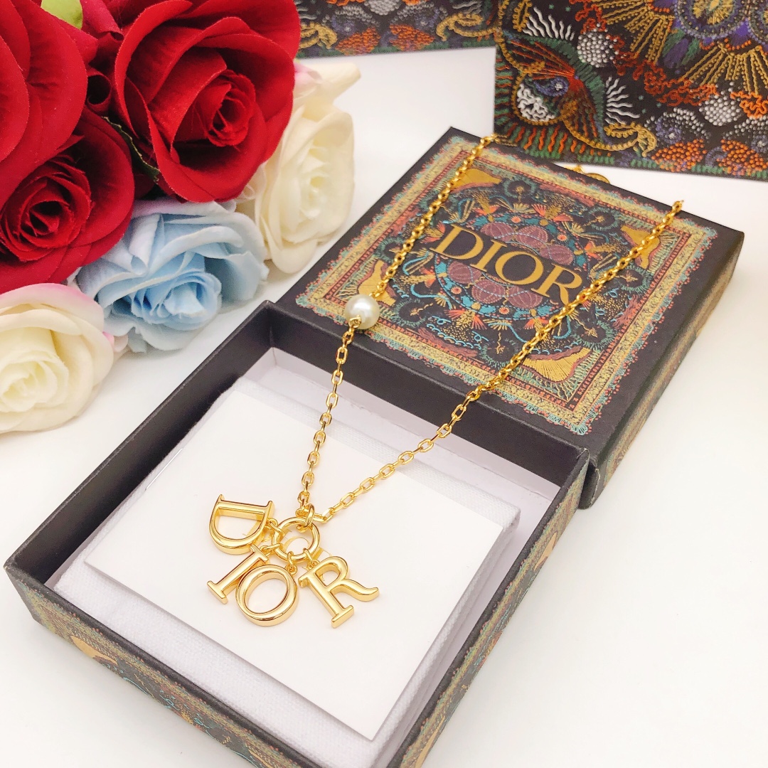 Dior Necklace