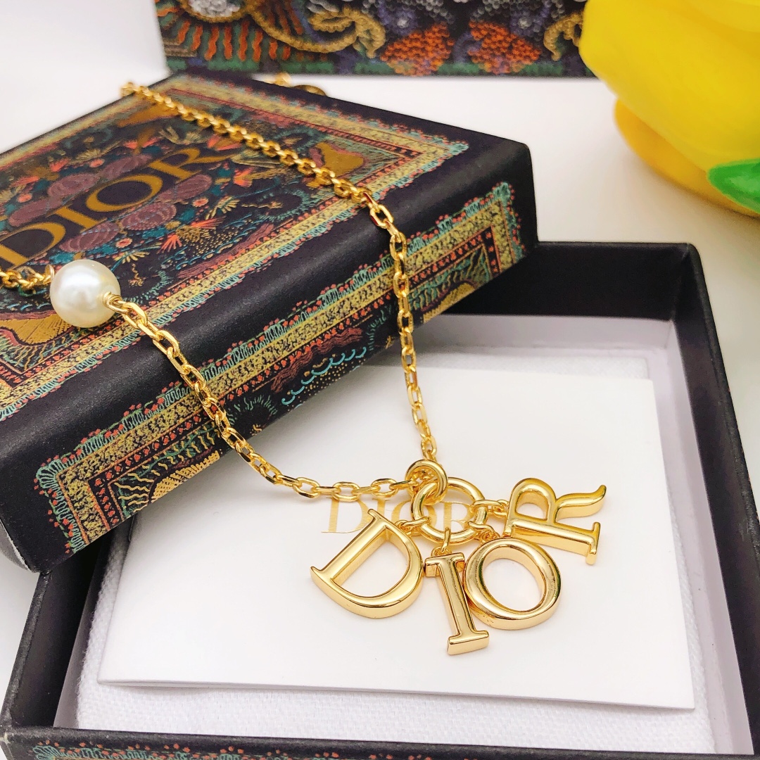 Dior Necklace