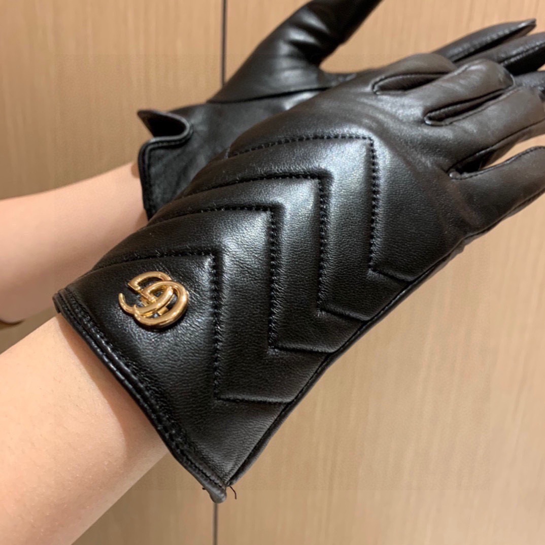 Gucci Gloves