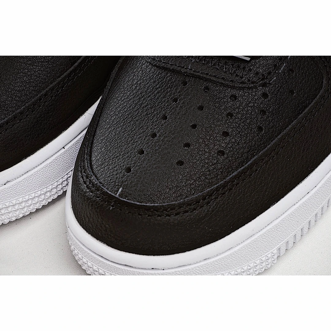 NIKE WMNS AIR FORCE 1 07 LX