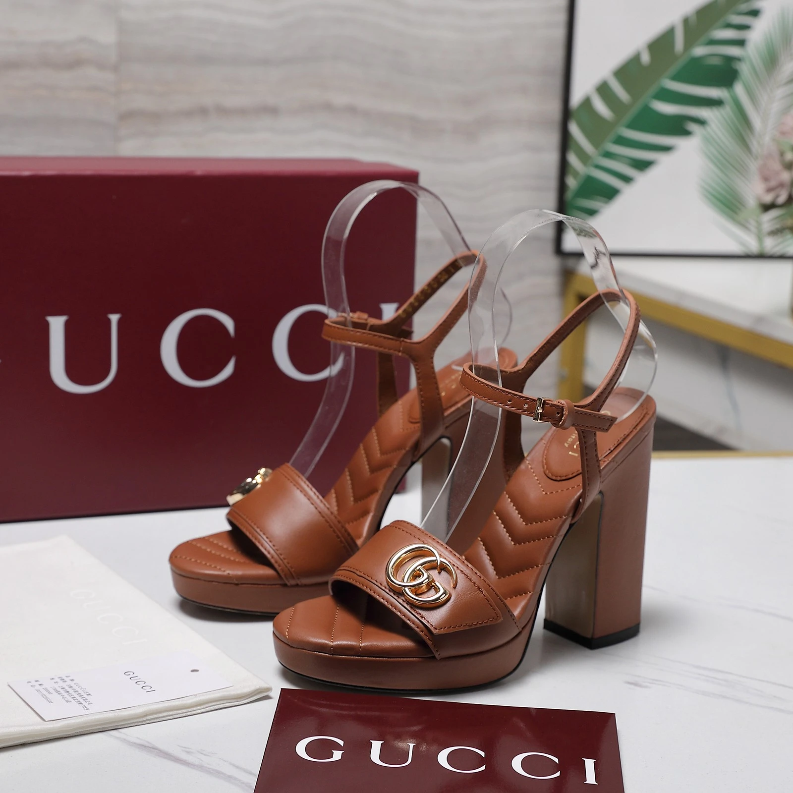 Gucci Spring 2026 New Waterproof Platform Roman Sandals