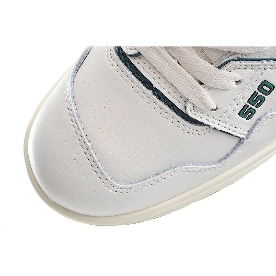 New Balance Low Top Casual Basketball Shoes