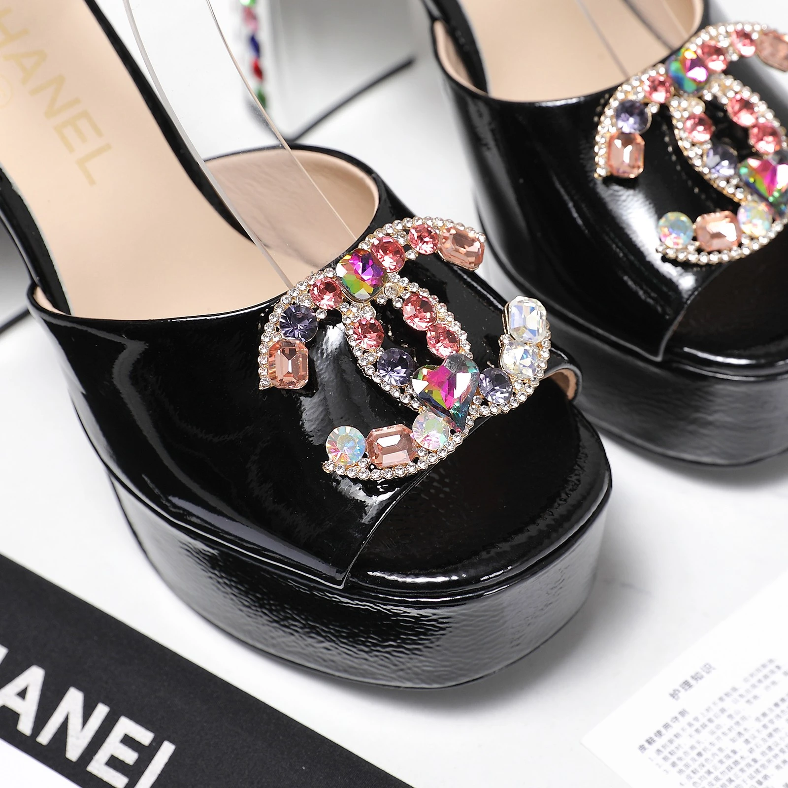 CHANEL Classic Diamond Heel+Double C Diamond Button Sandals