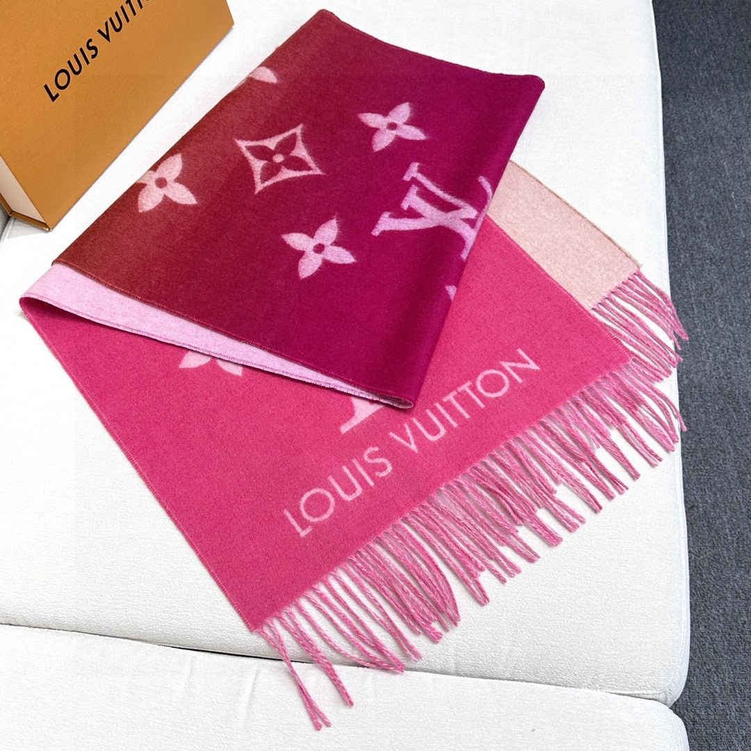 Louis Vuitton Gradient Scarf
