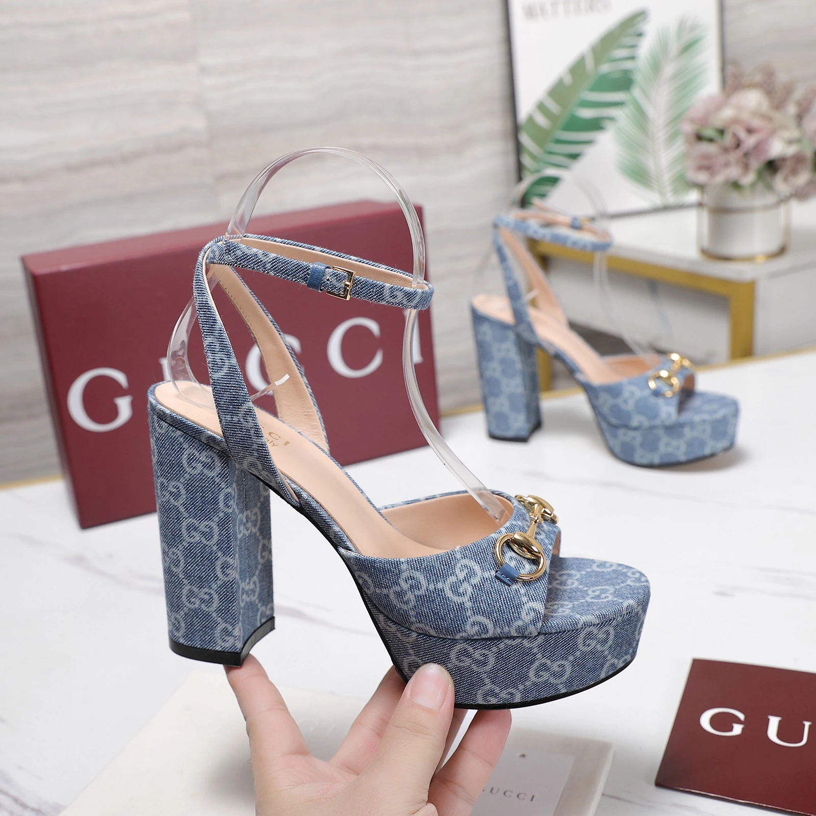 Gucci 2026 SS Round headed water table high-heeled sandals