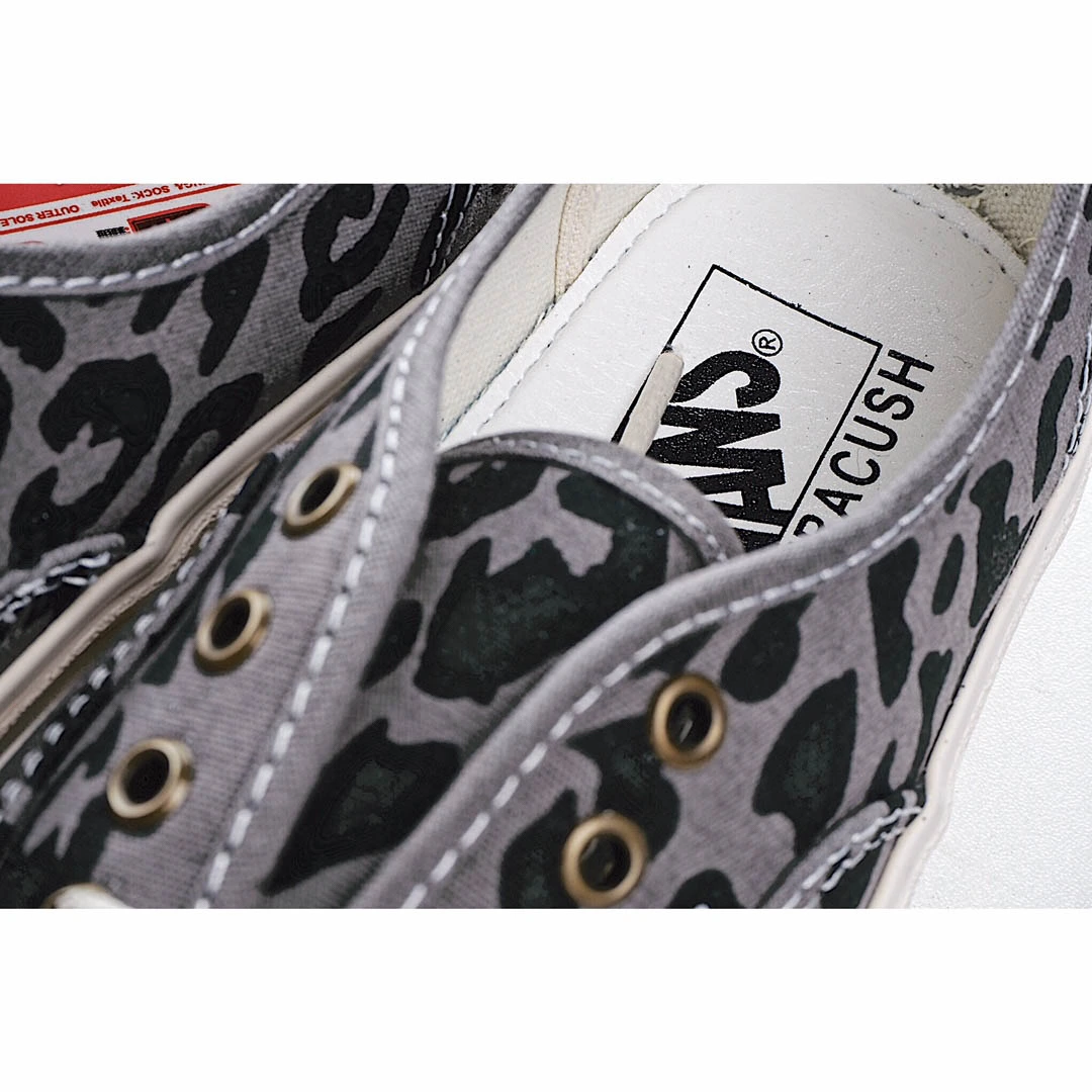 Vans Authentic Low-Top Sneakers