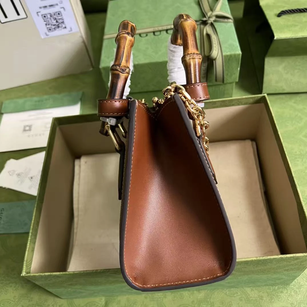 Gucci Diana