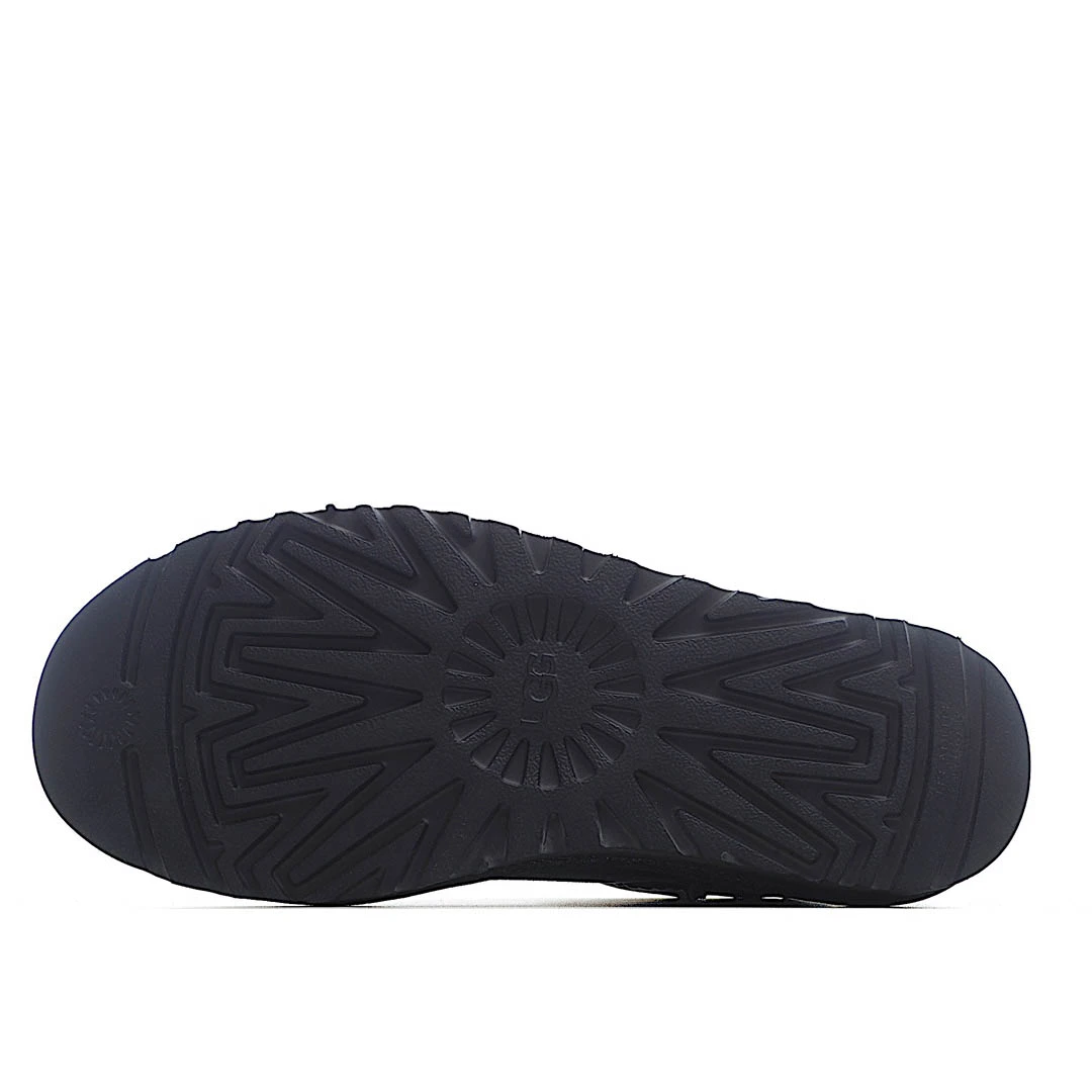 UGG Classic Mini series snow boots