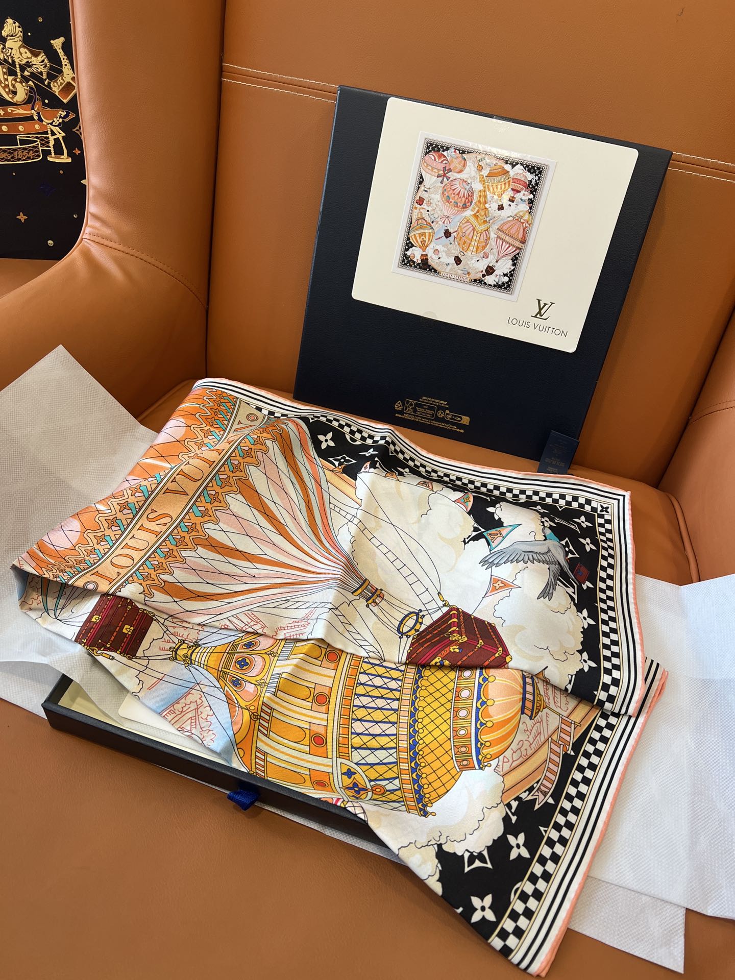 Louis Vuitton Scarves