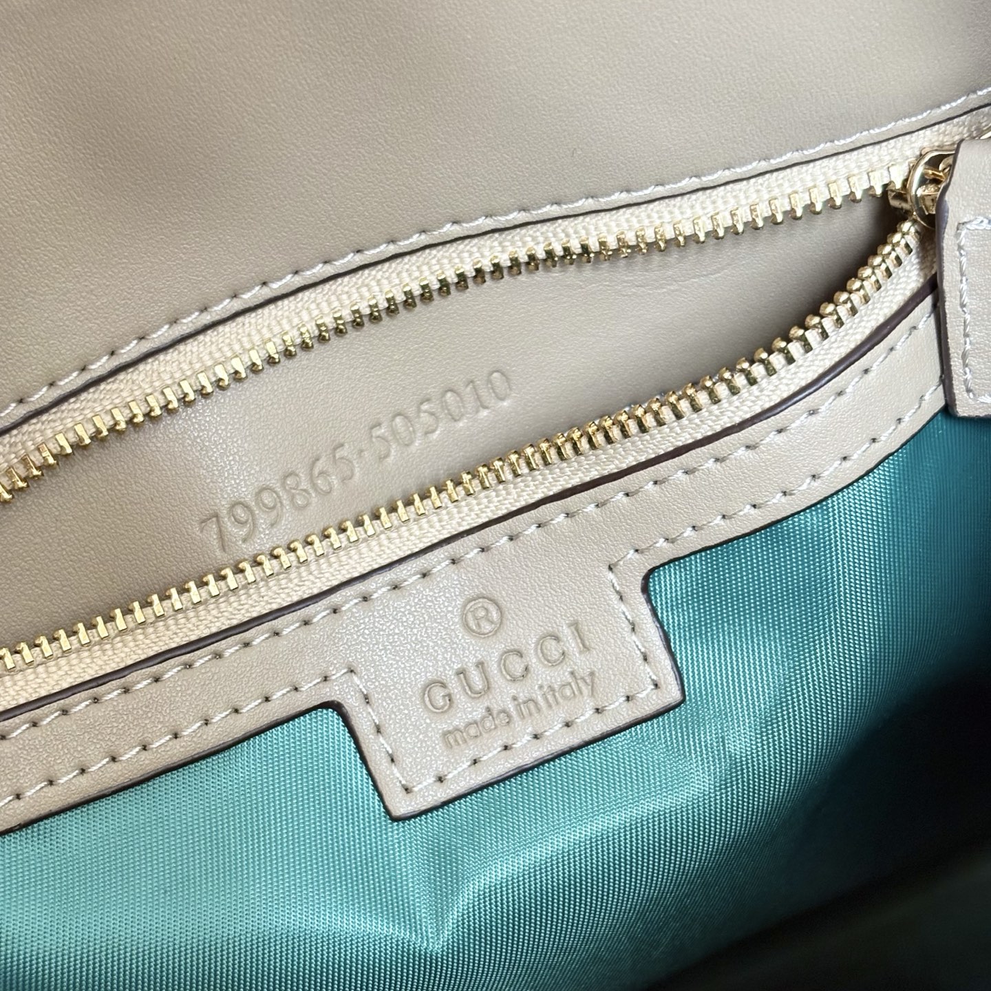 Gucci Diana