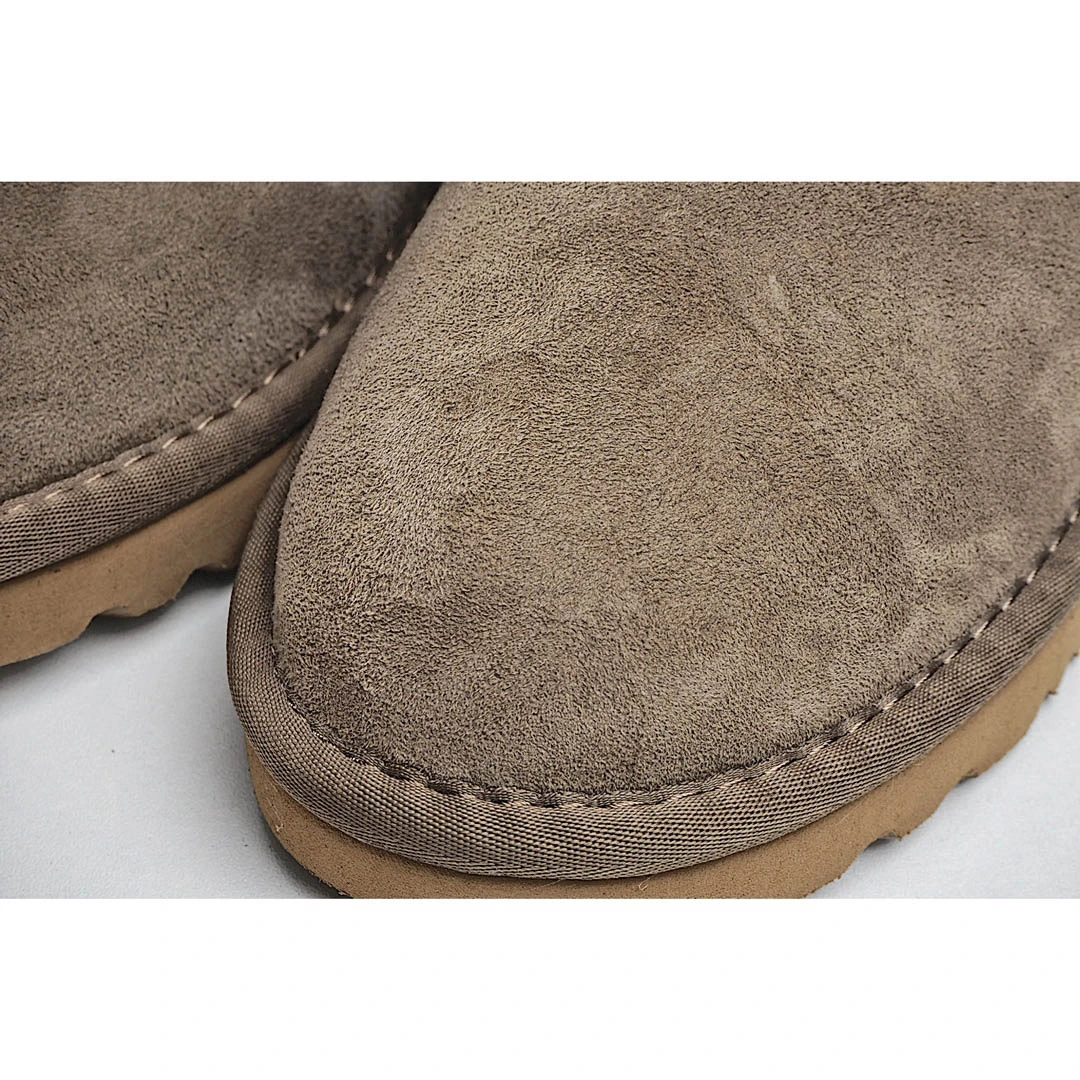 UGG Classic Mini series snow boots