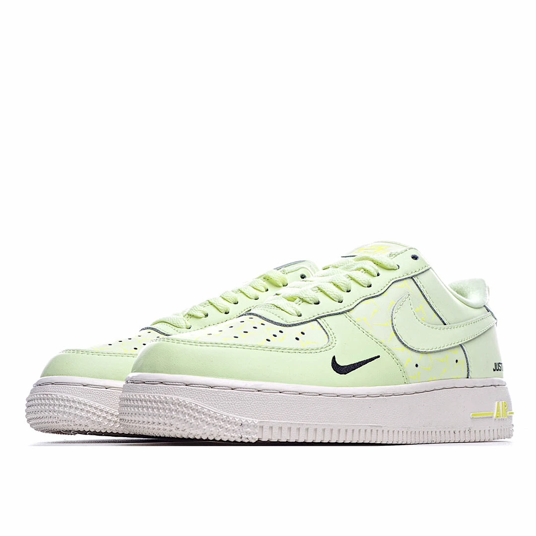 Nike Air Force 1 Low