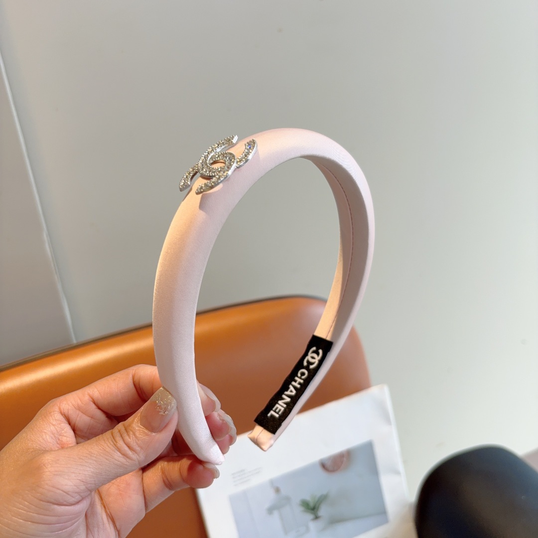 Chanel hair band