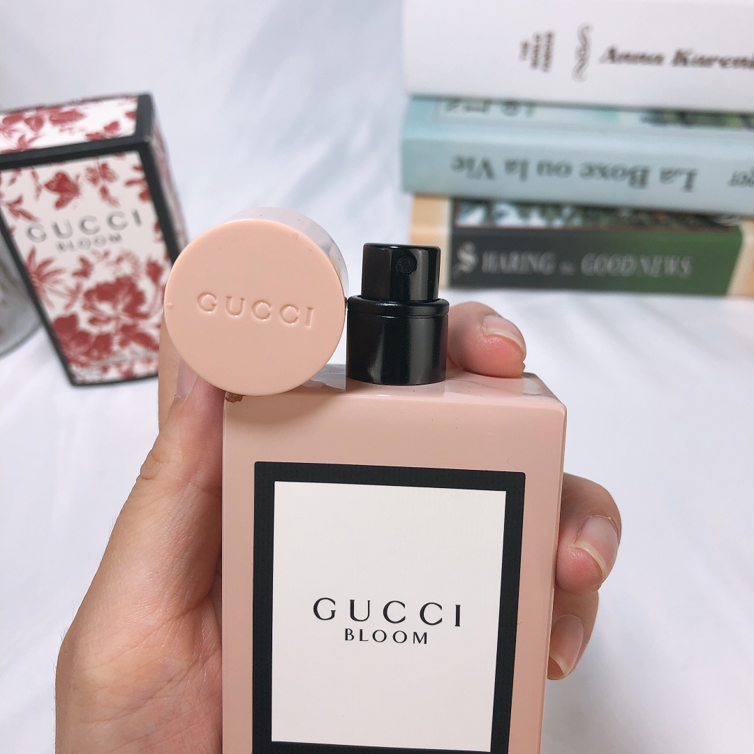 Gucci bloom perfume 50ml