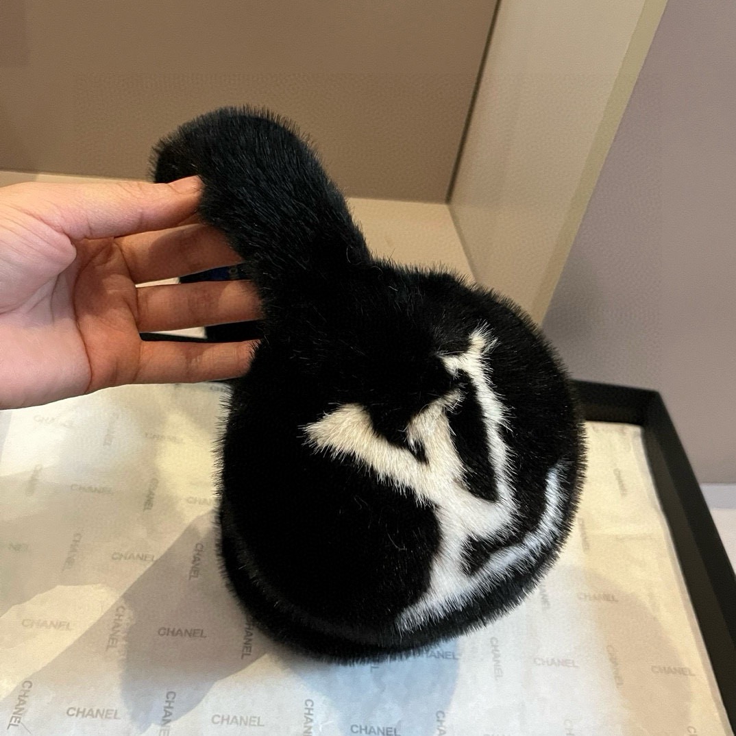 Louis Vuitton  Earmuffs