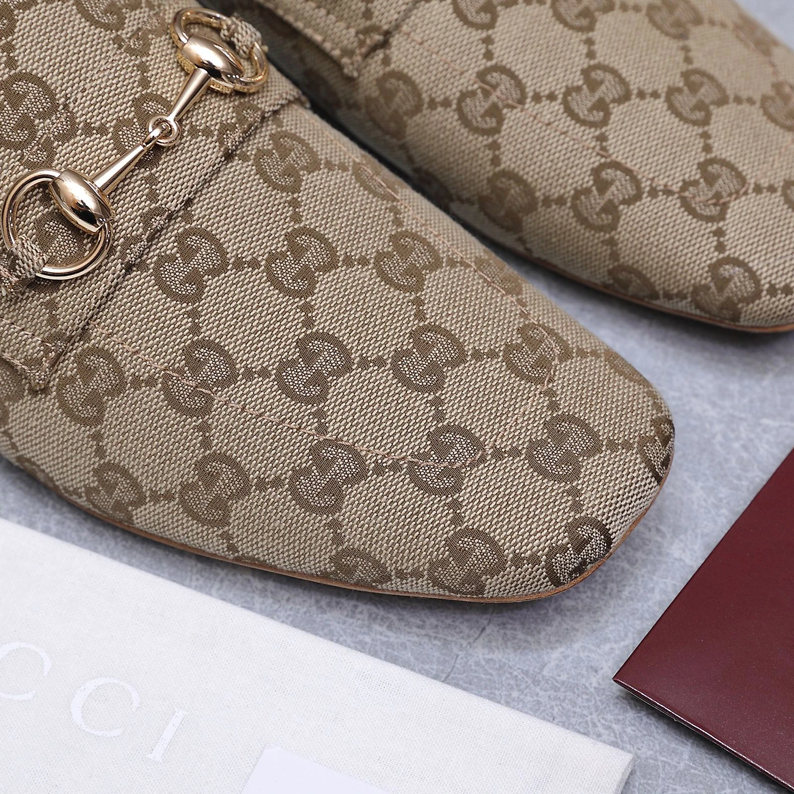 Gucci Spring/Summer 2026 New Flat Loafers (Backless Slides)