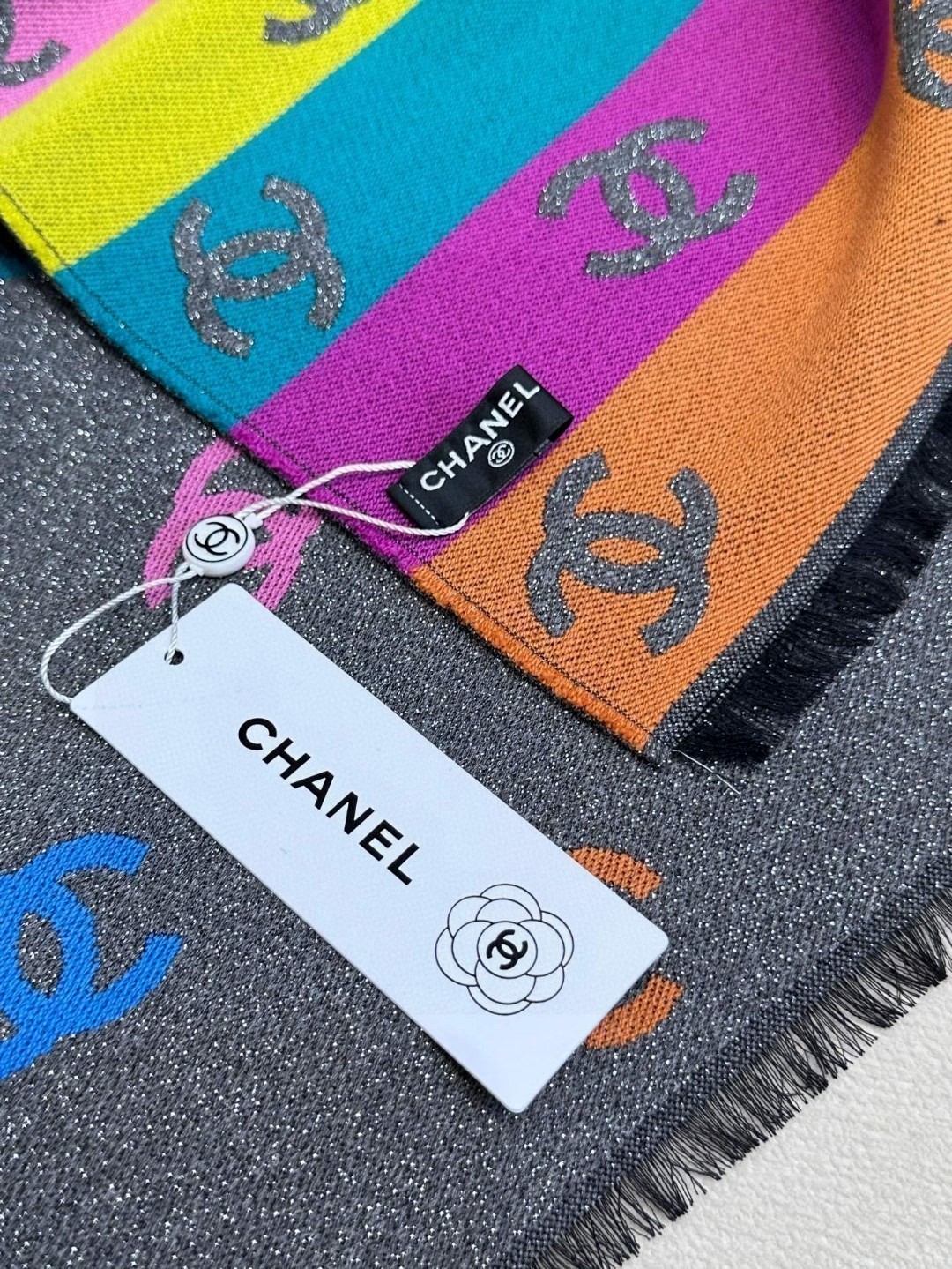 chenel 24c scarfs
