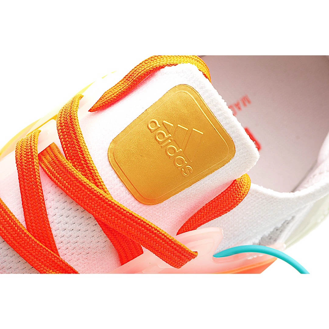 Adidas UB7.0