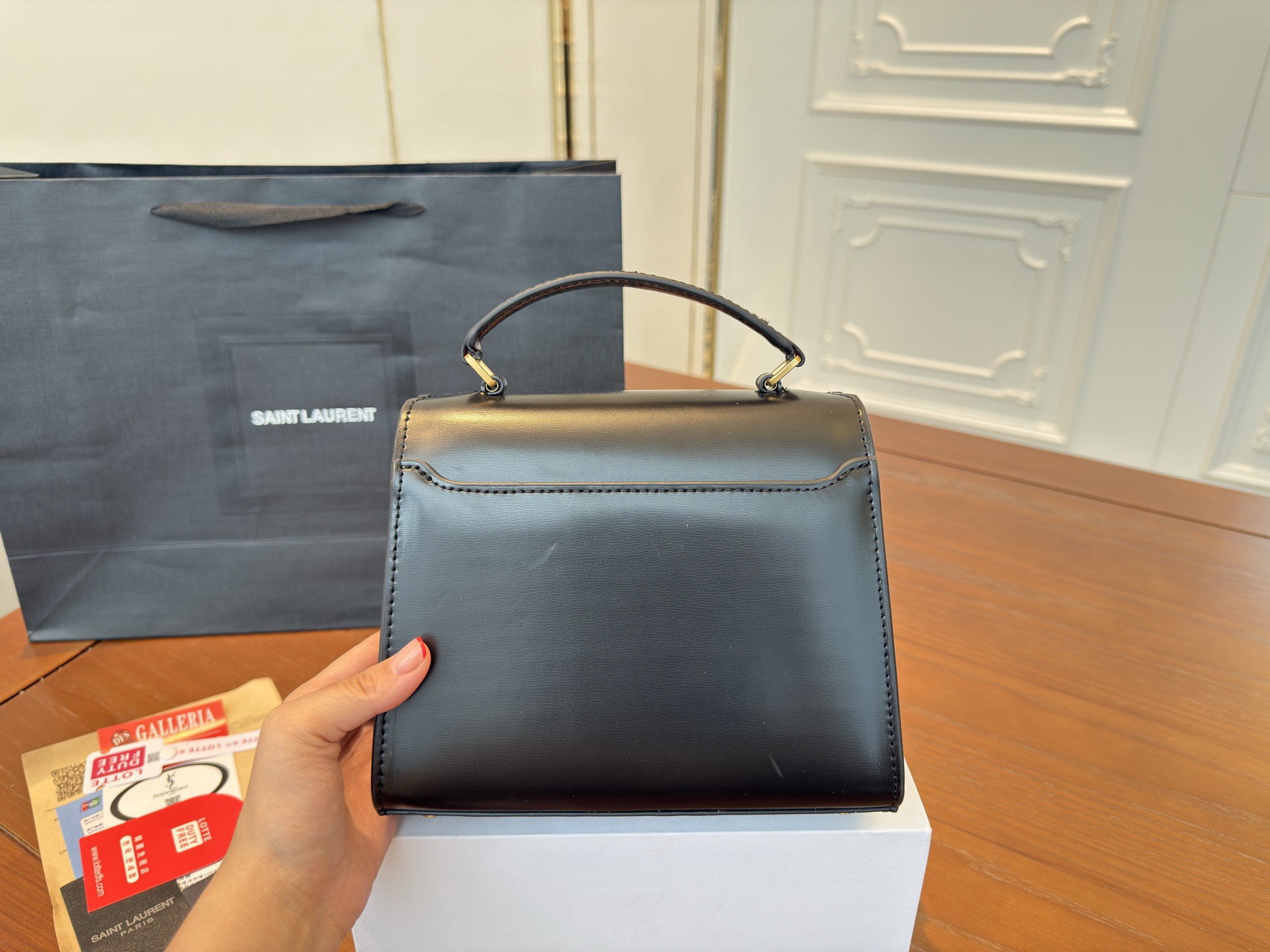 YSL Cassandra