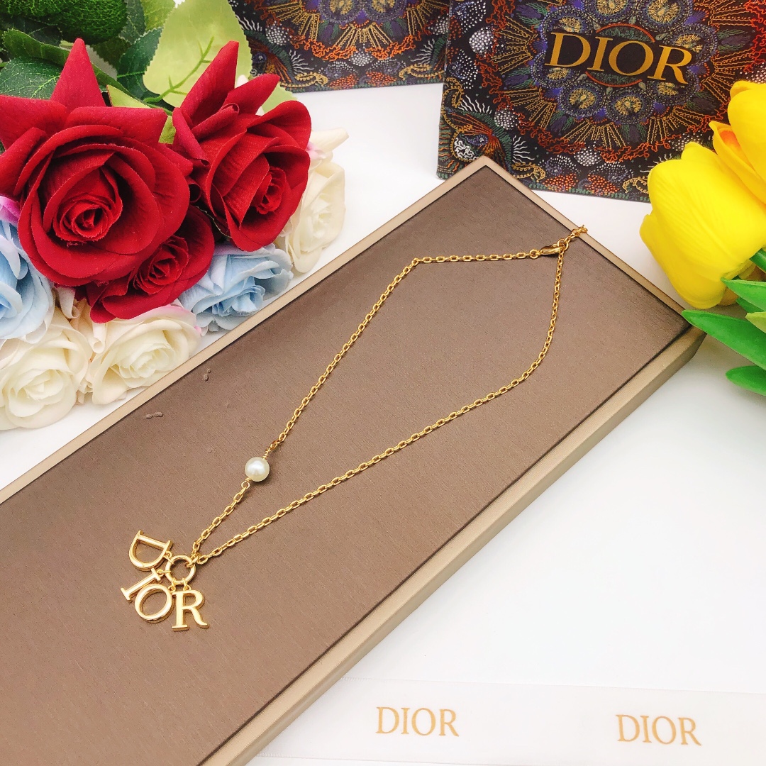 Dior Necklace