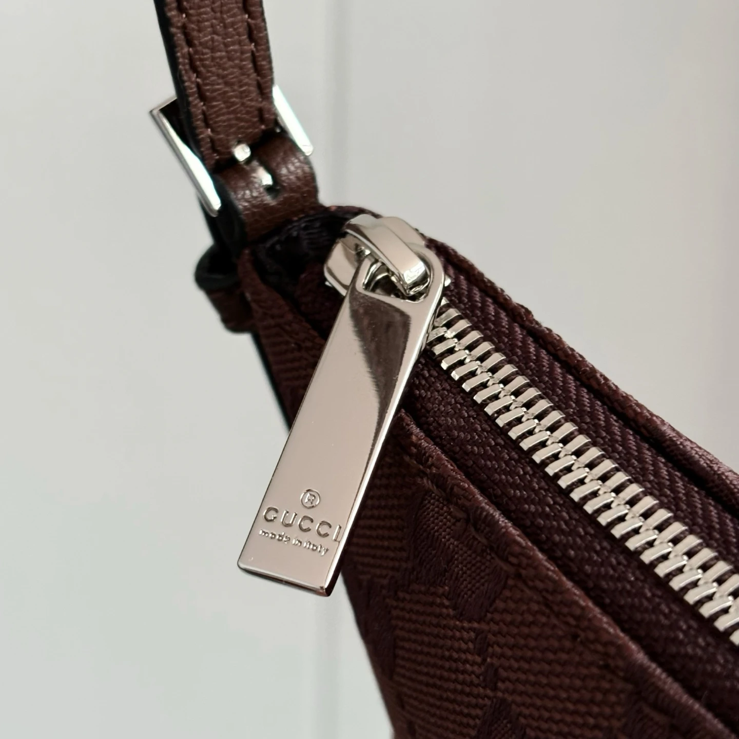Lady Lunetta Shoulder Bag