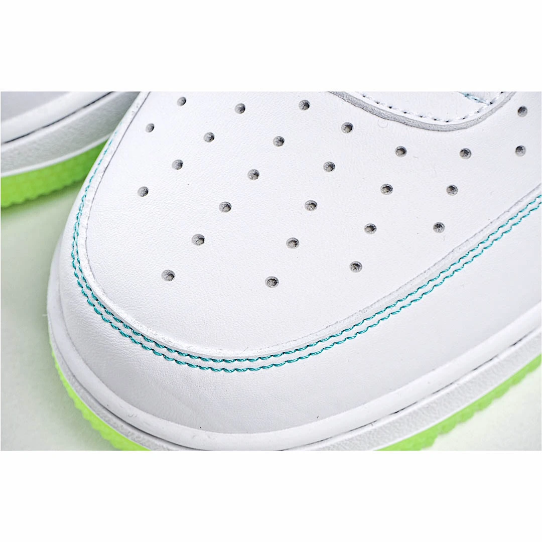Nike Air Force 1 L ow&ldquo;Outside The L ines&rdquo;