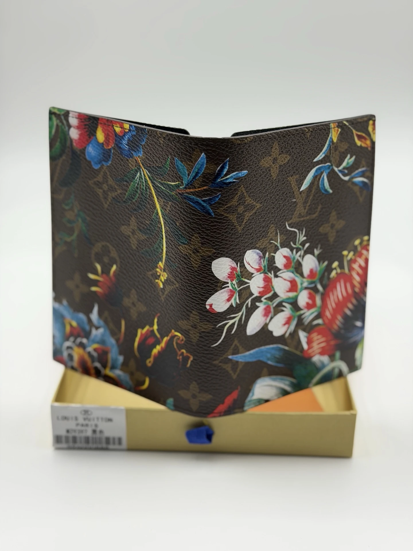LV Passport Cover