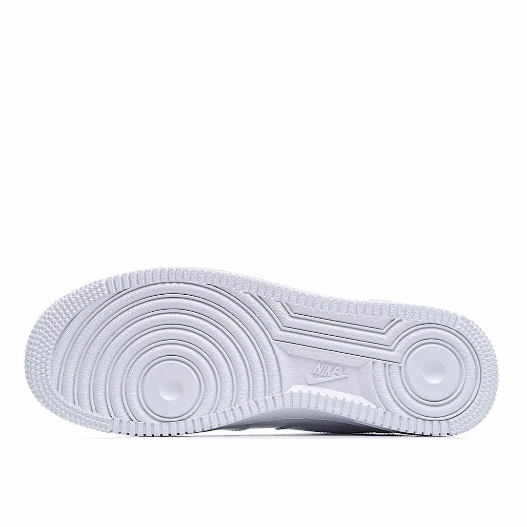Nike Air Force 107 Mid-Top Sneakers