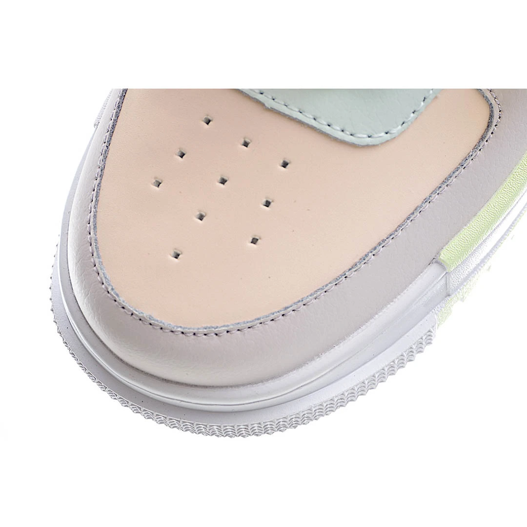 Nike Air Force 1 LV8 Pixel