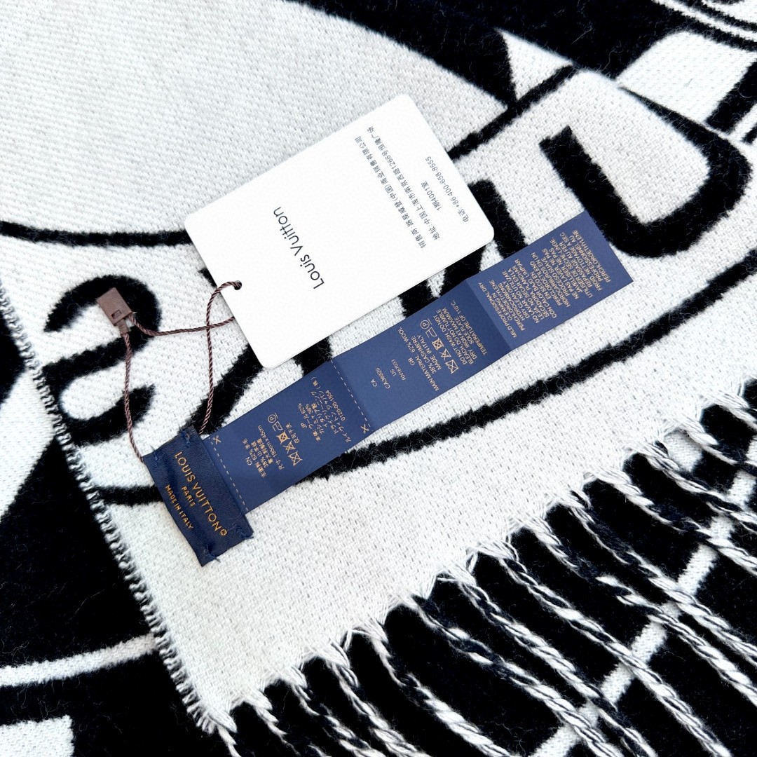 Louis Vuitton Cashmere Wool Scarf