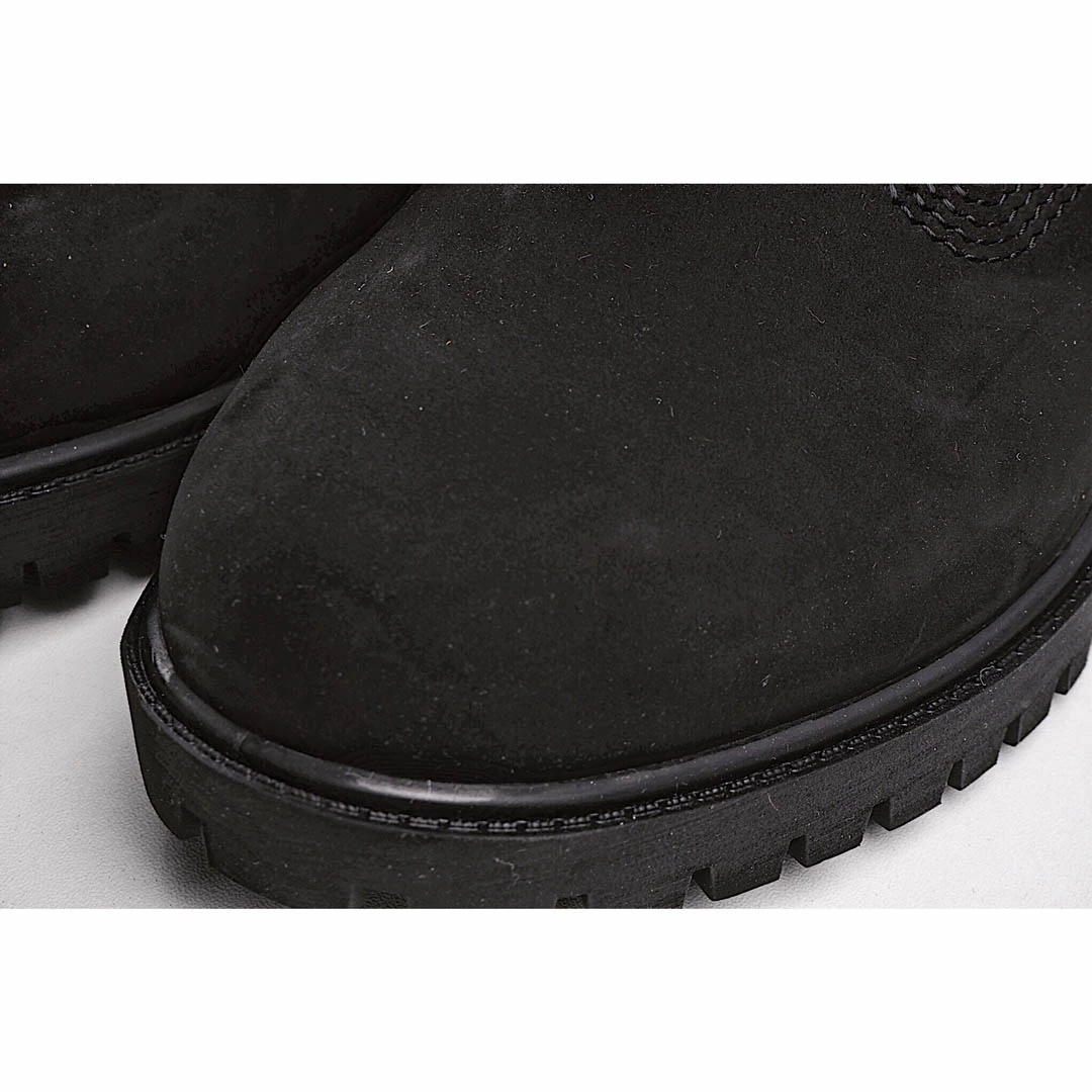 Timberland Classic High-Top Martin Boots