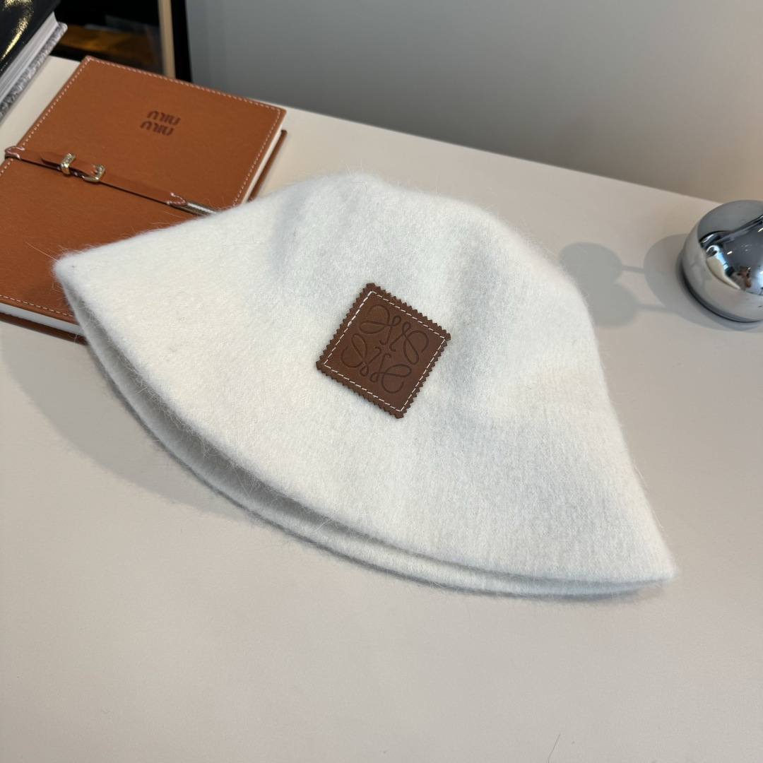 Loewe Bucket Hat