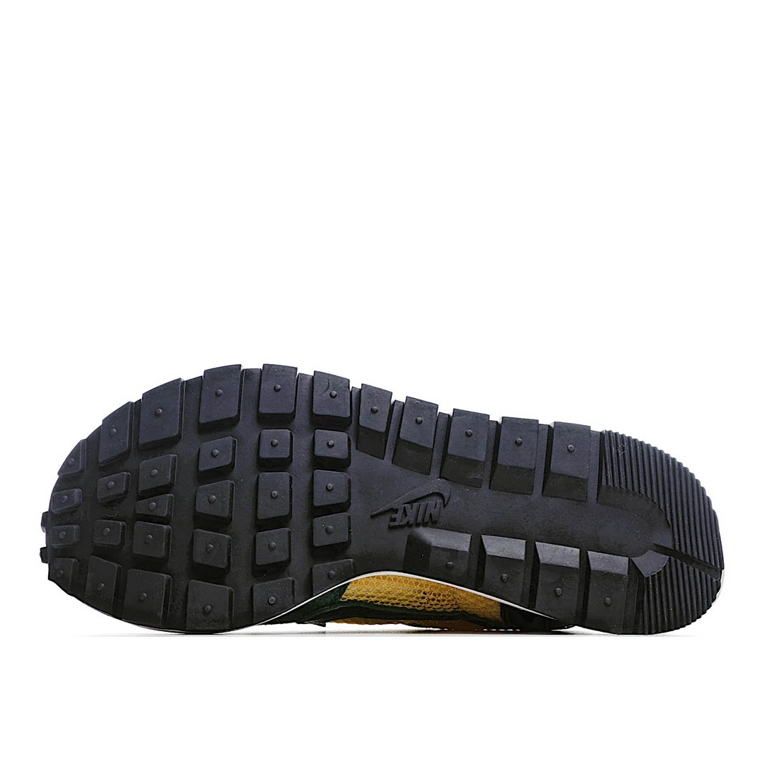 Nike Sacai x VaporWaffle 'Tour Yellow'