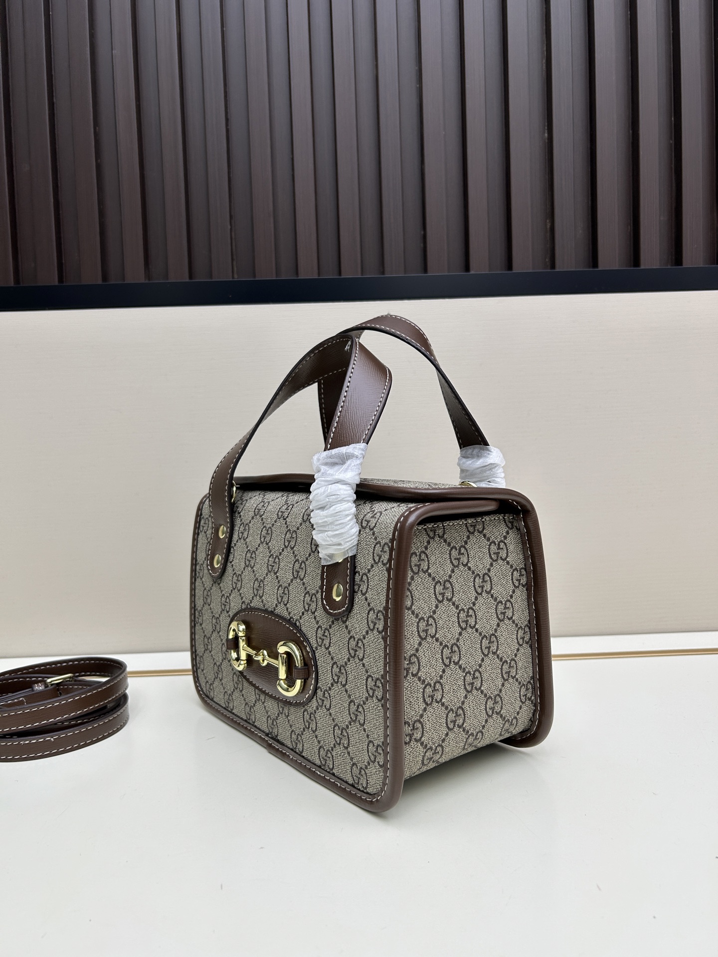 𝗚𝘂𝗰𝗰𝗶 𝗢𝗽𝗵𝗶𝗱𝗶𝗮 Handle Bag