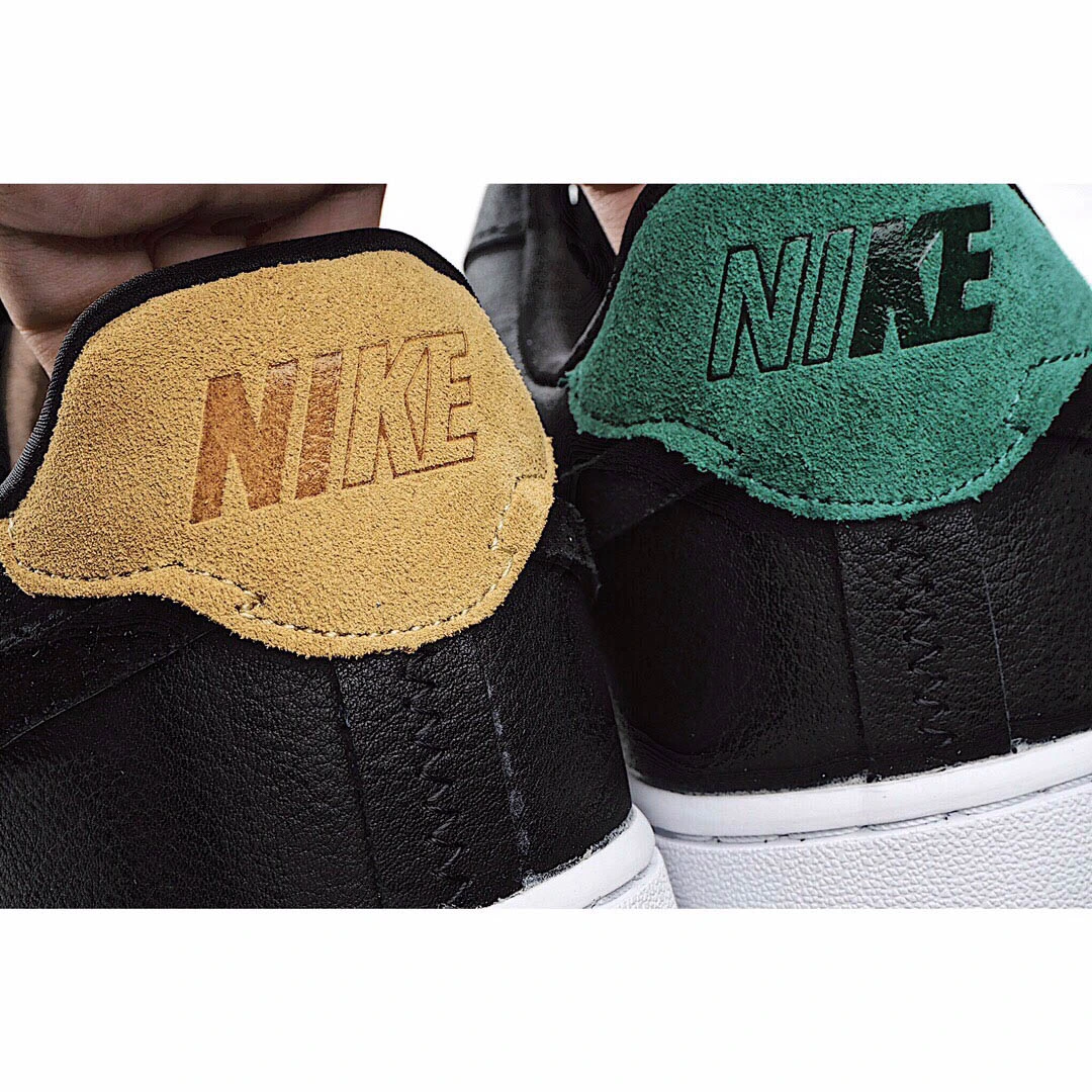 NIKE WMNS AIR FORCE 1 07 LX