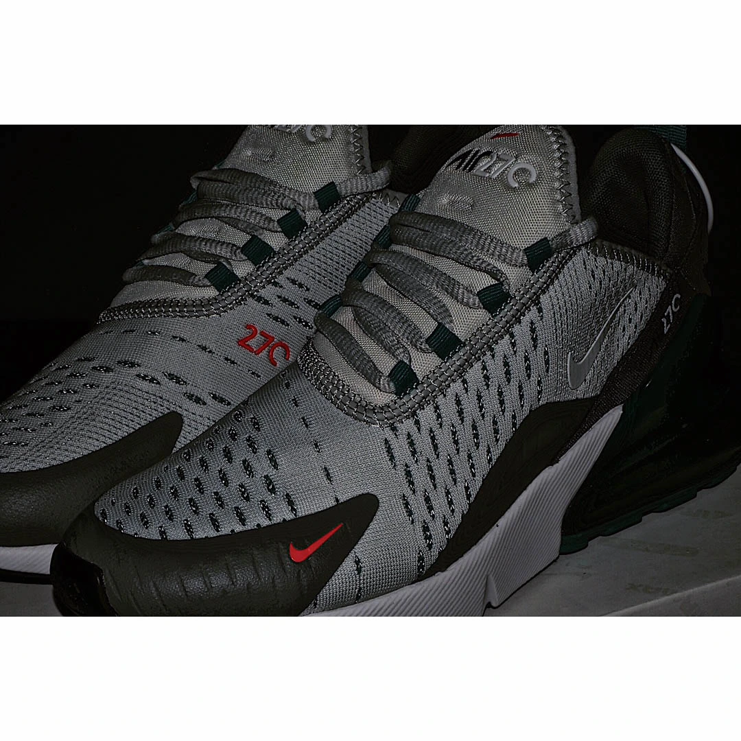 Air Max 270
