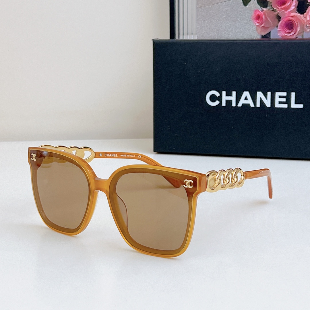 Chanel Sunglass