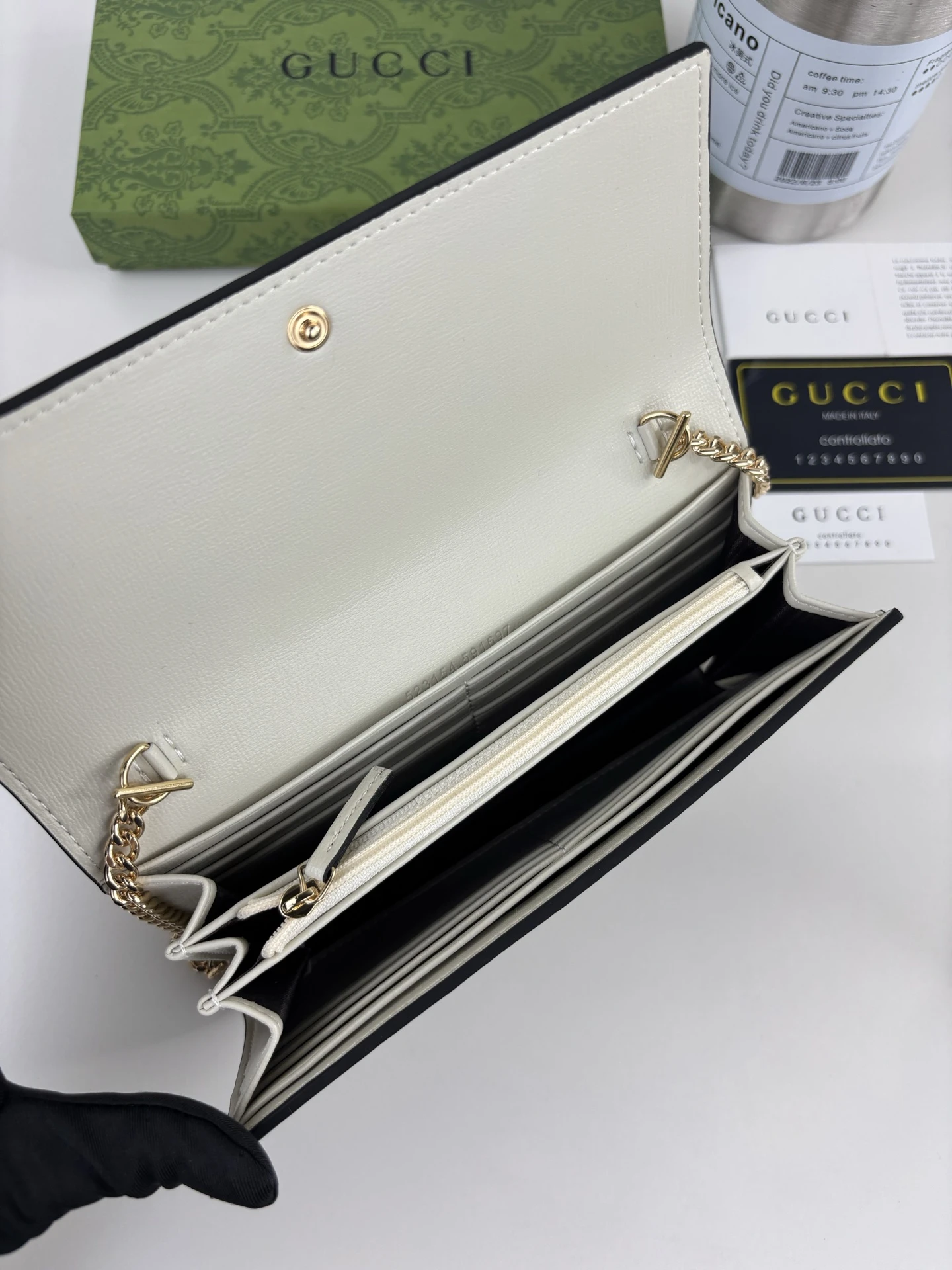 GG Supreme Wallet-style Crossbody Bag