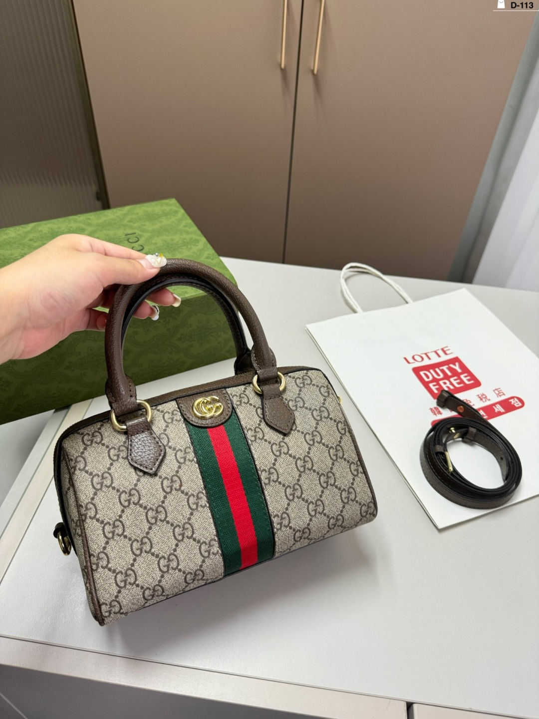 Gucci Boston