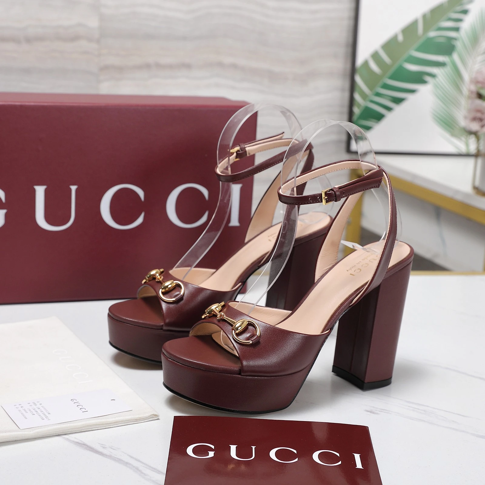 Gucci 2026 SS Round headed water table high-heeled sandals