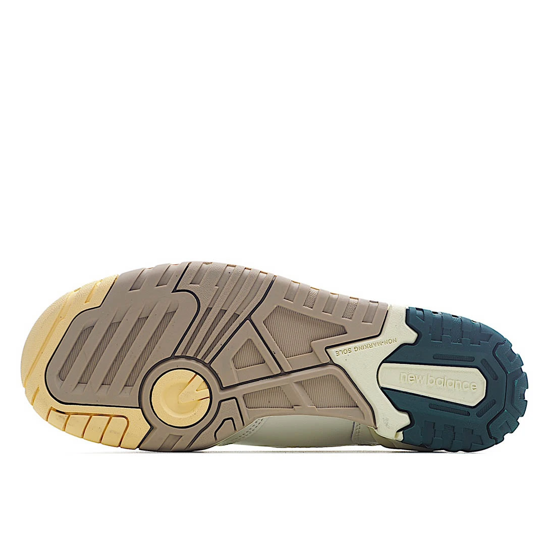 New Balance Low Top Casual Basketball Shoes