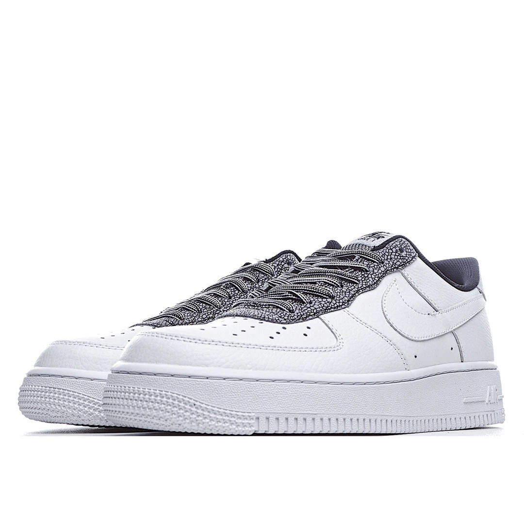 Nike Air Force 1 07