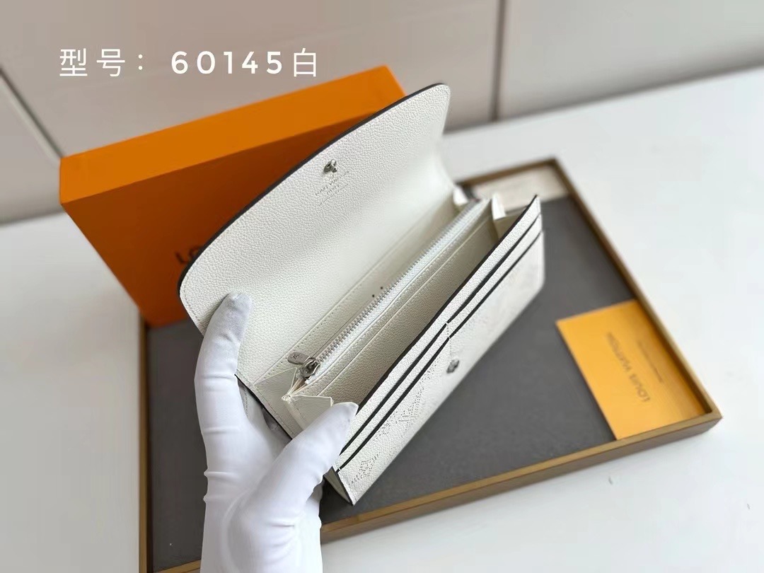 LV Iris